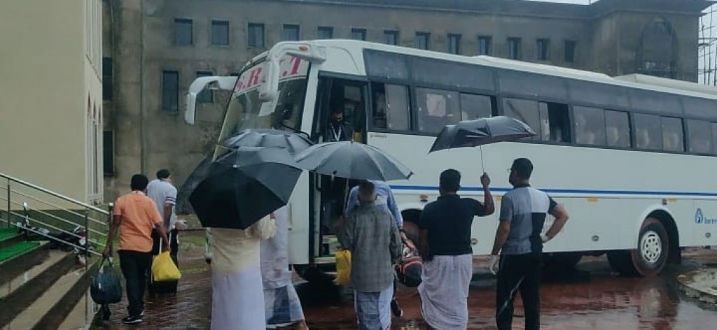 ಯುಎಇಯಲ್ಲಿ ಸಂಕಷ್ಟದಲ್ಲಿದ್ದ 178 ಭಟ್ಕಳಿಗರು ತಾಯ್ನಾಡಿಗೆ