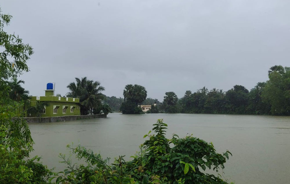 ಉಡುಪಿ ಜಿಲ್ಲೆಯಲ್ಲಿ ಮುಂದುವರಿದೆ ಮಳೆ : ನಾವುಂದ, ಚಿತ್ರಪಾಡಿಗಳಲ್ಲಿ ನೆರೆ