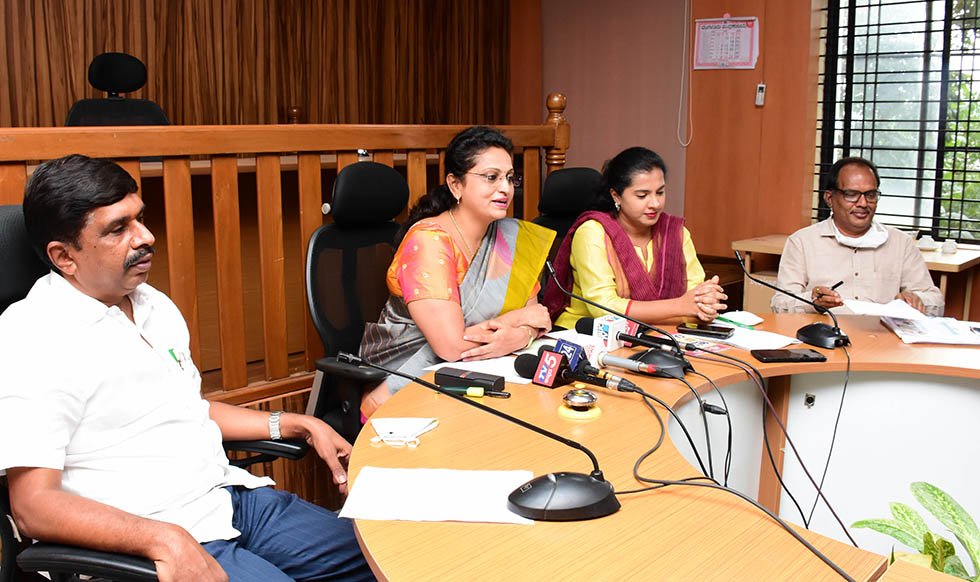 ಎಸೆಸೆಲ್ಸಿ ಪರೀಕ್ಷೆಯಲ್ಲಿ ಚಿಕ್ಕಬಳ್ಳಾಪುರ ಜಿಲ್ಲೆ ರಾಜ್ಯಕ್ಕೆ ಪ್ರಥಮ