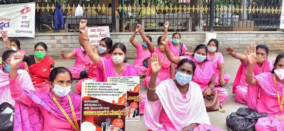 ಜಂತರ್ ಮಂತರ್ ನಲ್ಲಿ ಪ್ರತಿಭಟನೆ ನಡೆಸಿದ 100ಕ್ಕೂ ಅಧಿಕ ಆಶಾ ಕಾರ್ಯಕರ್ತೆಯರ ವಿರುದ್ಧ ಪ್ರಕರಣ