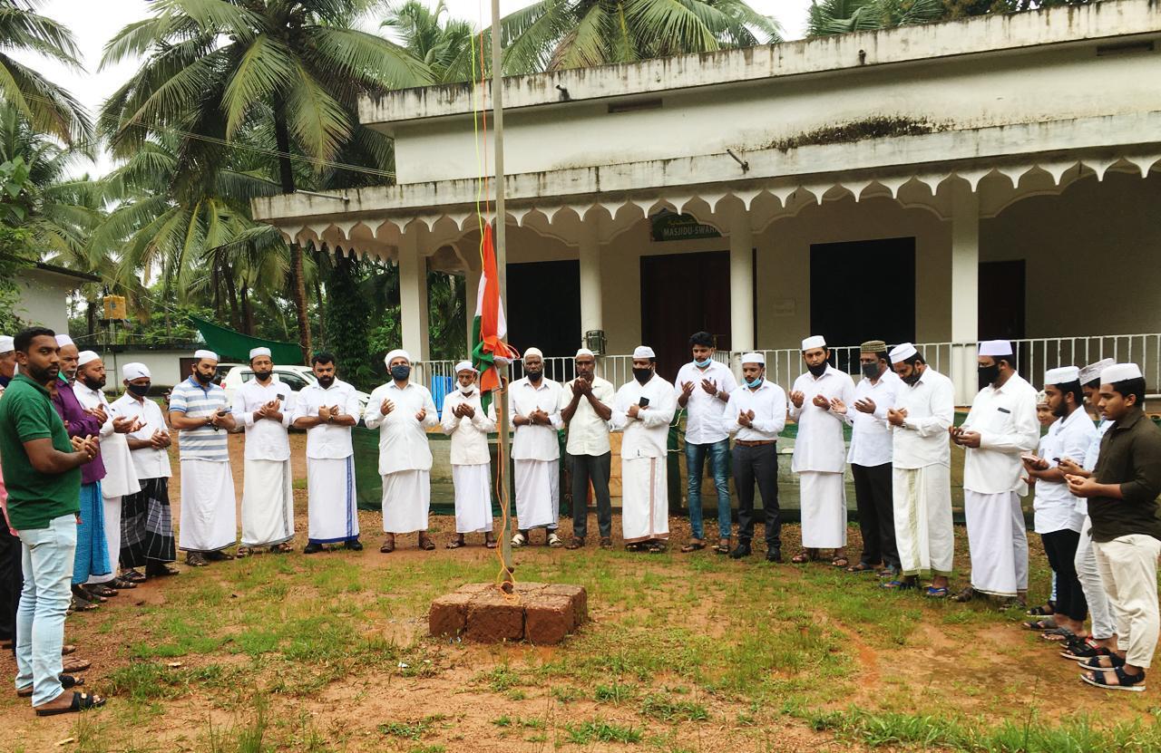 ಎಸ್ಸೆಸ್ಸೆಫ್  ಮೇನಾಲ ಶಾಖಾ ವತಿಯಿಂದ ಸ್ವಾತಂತ್ರ್ಯ ದಿನಾಚರಣೆ