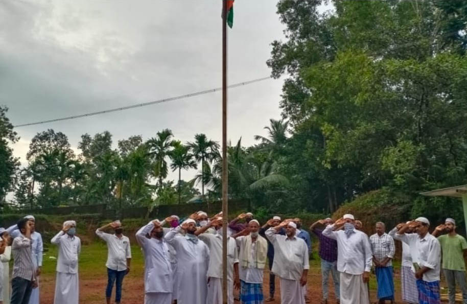 ಅಳಕೆ ಜುಮಾ ಮಸೀದಿ ವಠಾರದಲ್ಲಿ ಸ್ವಾತಂತ್ರ್ಯೋತ್ಸವ ಆಚರಣೆ