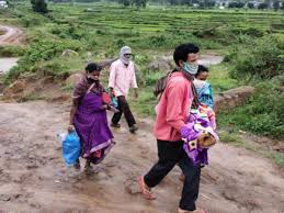 ವಿಶಾಖಪಟ್ಟಣ: ಮಗಳ ಶವ ಕೈಯಲ್ಲೇ ಎತ್ತಿಕೊಂಡು ಸಾಗಿದ ತಂದೆ