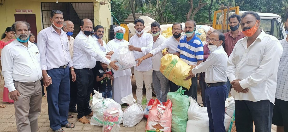 ಶಂಕರಪುರ ವಿಶ್ವಾಸದ ಮನೆಗೆ ಆಹಾರ ಸಾಮಗ್ರಿ ವಿತರಣೆ