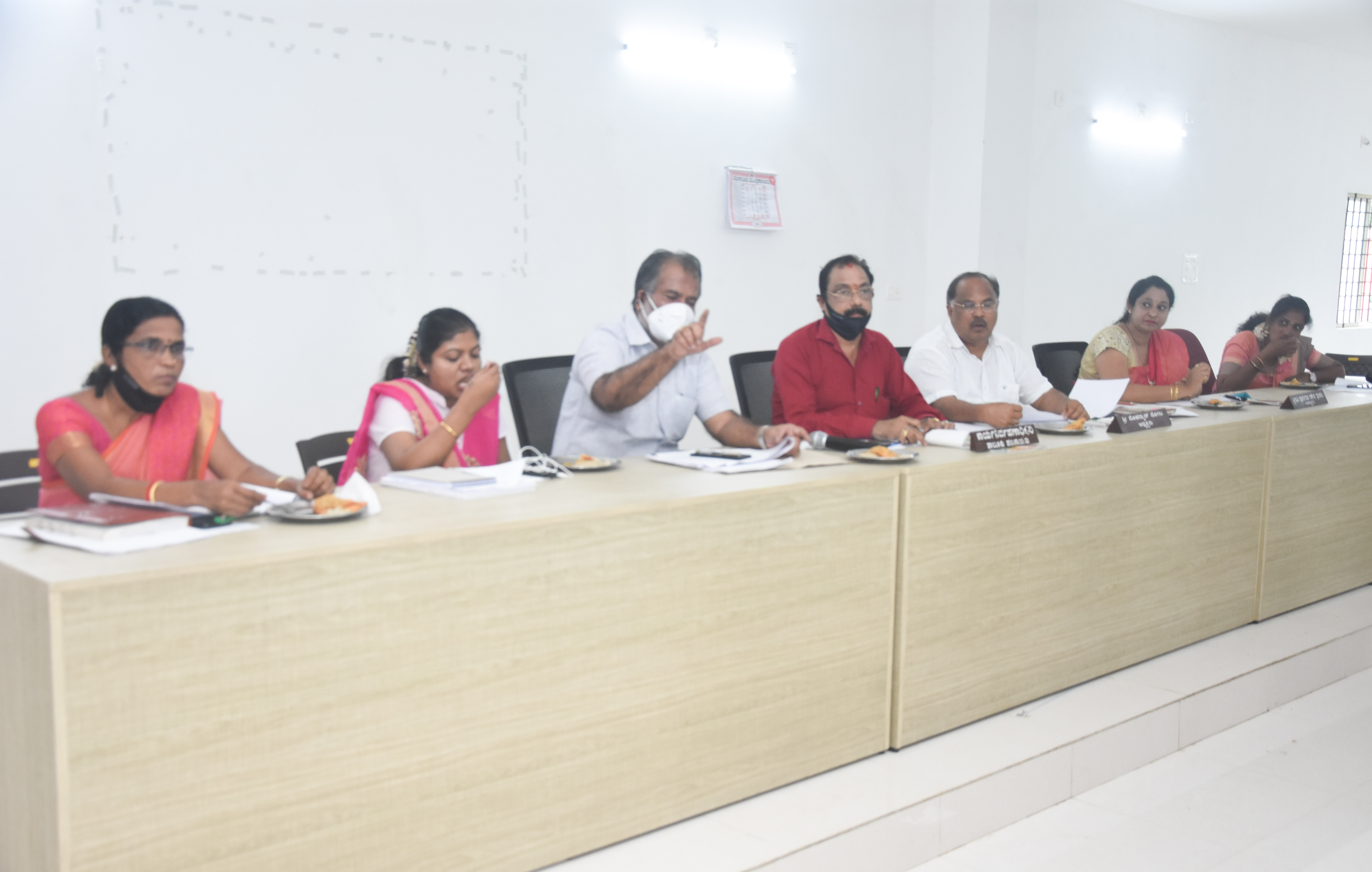 ಮಂಗಳೂರು ತಾಪಂ ಸಭೆ: ಗೋಮಾಳ ಜಾಗ ಒತ್ತುವರಿ ವಿರುದ್ಧ ಕ್ರಮಕ್ಕೆ ಸದಸ್ಯರ ಆಗ್ರಹ