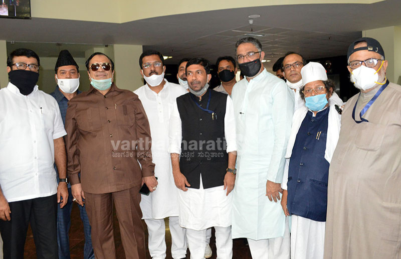 ಬೆಂಗಳೂರು ಹಿಂಸಾಚಾರ: ಅಮಾಯಕ ಯುವಕರ ಬಿಡುಗಡೆಗೆ ಮುಸ್ಲಿಮ್ ಮುಖಂಡರಿಂದ ಪೊಲೀಸ್ ಆಯುಕ್ತರಿಗೆ ಮನವಿ