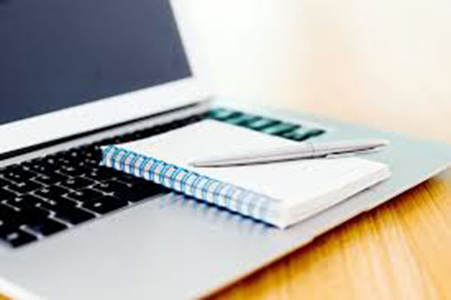 ಬೆಂಗಳೂರು: ಬೋಧನಾ ಶುಲ್ಕ ಪಾವತಿಸದ ವಿದ್ಯಾರ್ಥಿಗಳಿಗೆ ಆನ್‍ಲೈನ್ ತರಗತಿ ನಿರಾಕರಣೆ; ಆರೋಪ