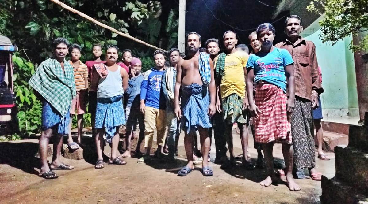 ಬಾಲಕಿ ಹೂ ಕಿತ್ತ ಕಾರಣ ಗ್ರಾಮದ 40 ದಲಿತ ಕುಟುಂಬಗಳಿಗೆ ಮೇಲ್ಜಾತಿಯವರಿಂದ ಬಹಿಷ್ಕಾರ