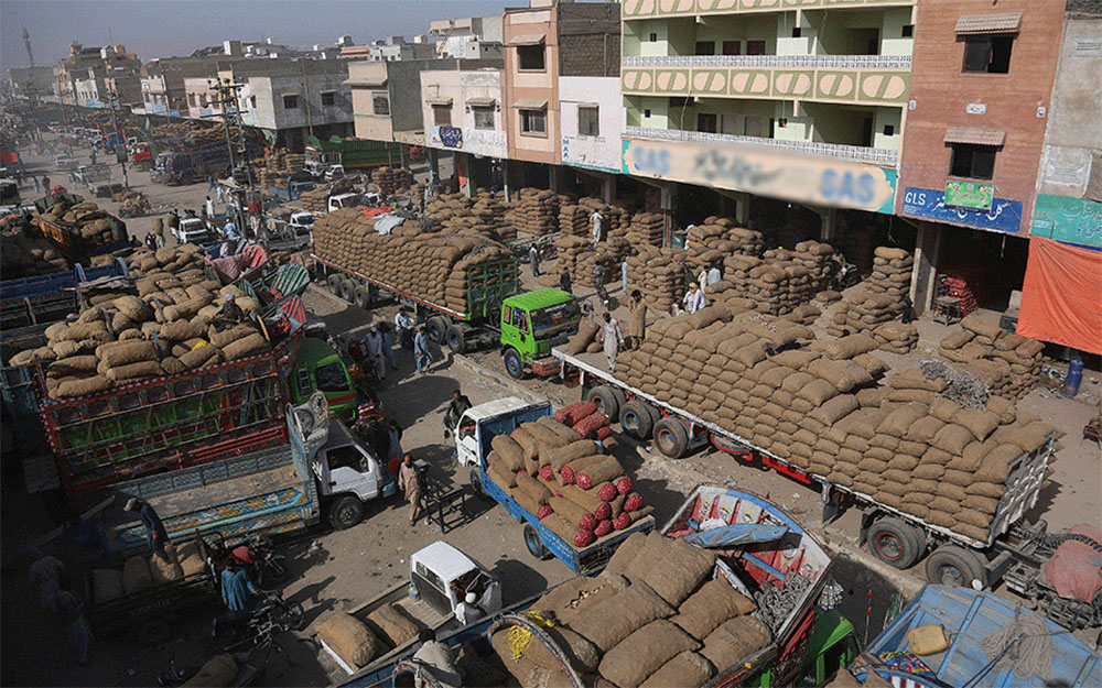 ಬೆಂಗಳೂರು: ಸರಕು ಸಾಗಾಣಿಕೆ ವಾಹನಗಳ ಸಂಚಾರಕ್ಕೆ ಸಮಯ ನಿಗದಿ