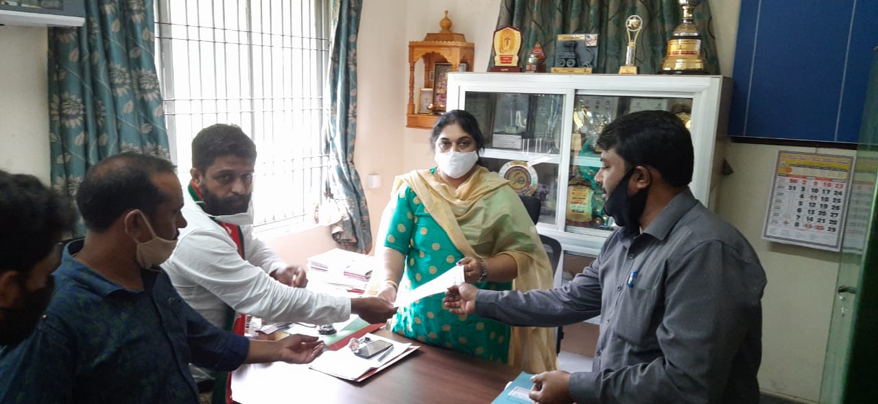 ಮೂಡಬಿದ್ರೆ : ಬೇಡಿಕೆಗಳ ಈಡೇರಿಕೆಗೆ ಒತ್ತಾಯಿಸಿ ಎಸ್ಡಿಪಿಐಯಿಂದ ಪುರಸಭೆ ಆಯುಕ್ತರಿಗೆ ಮನವಿ