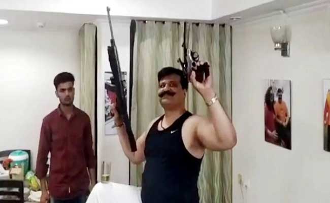 ಬಂದೂಕುಗಳನ್ನು ಹಿಡಿದು ನೃತ್ಯ ಮಾಡಿದ್ದ ಶಾಸಕನ ಅಮಾನತನ್ನು ಹಿಂಪಡೆದ ಬಿಜೆಪಿ