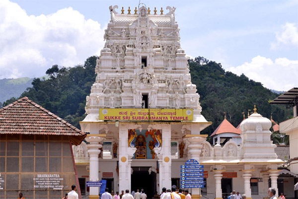 ರಾಜ್ಯದ 20 ಪ್ರತಿಷ್ಠಿತ ದೇವಾಲಯಗಳ ಆದಾಯ ಗಣನೀಯ ಪ್ರಮಾಣದಲ್ಲಿ ಕಡಿತ