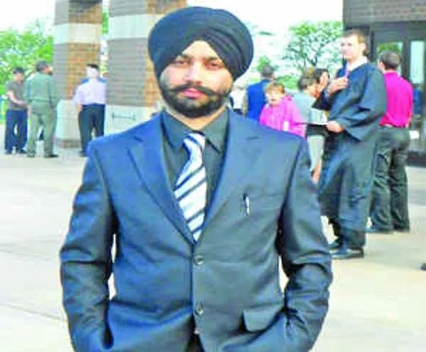 ‘ಪತ್ರಿಕೋದ್ಯಮದ ಮೌಲ್ಯಗಳನ್ನು ಹತ್ಯೆಗೈಯುತ್ತಿರುವ ರಿಪಬ್ಲಿಕ್ ಟಿವಿ’: ಚಾನೆಲ್ ತೊರೆದ ಪತ್ರಕರ್ತ ತೇಜಿಂದರ್