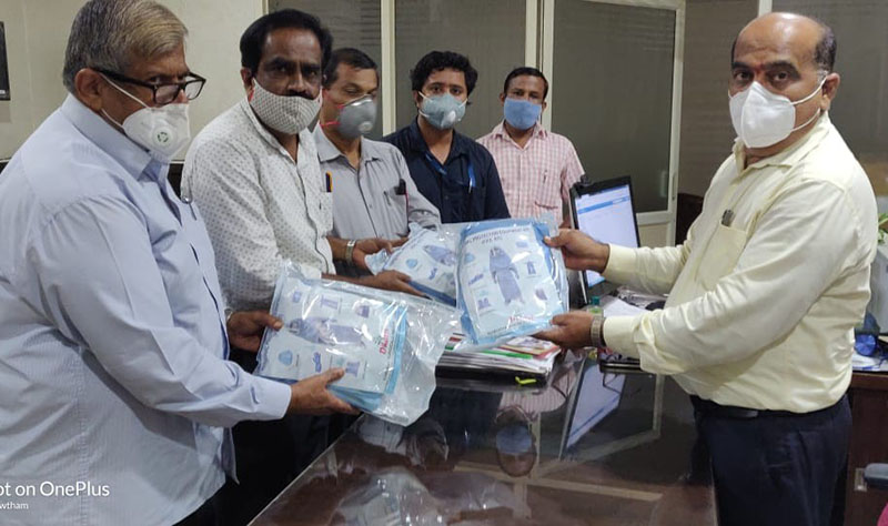 6.30ಲಕ್ಷ ರೂ. ಮೊತ್ತದ ಪಿಪಿಇ ಕಿಟ್, ಮಾಸ್ಕ್‌ ದೇಣಿಗೆ