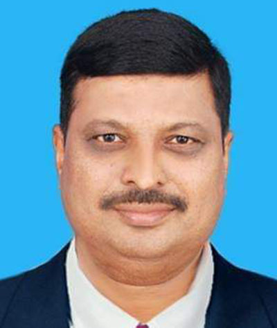 ಎಂಜಿಎಂ ಕಾಲೇಜಿನ ಪ್ರಾಂಶುಪಾಲರಾಗಿ ಡಾ.ದೇವಿದಾಸ್ ನಾಯ್ಕ ಅಧಿಕಾರ ಸ್ವೀಕಾರ