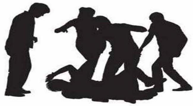 ಉಡುಪಿ : ಬಿಜೆಪಿ ನಾಯಕಿಯ ಪುತ್ರ ಸೇರಿ ತಂಡದಿಂದ ಹೊಟೇಲ್ ಸುಪರ್‌ವೈಸರ್‌ಗೆ ಮಾರಣಾಂತಿಕ ಹಲ್ಲೆ ; ದೂರು