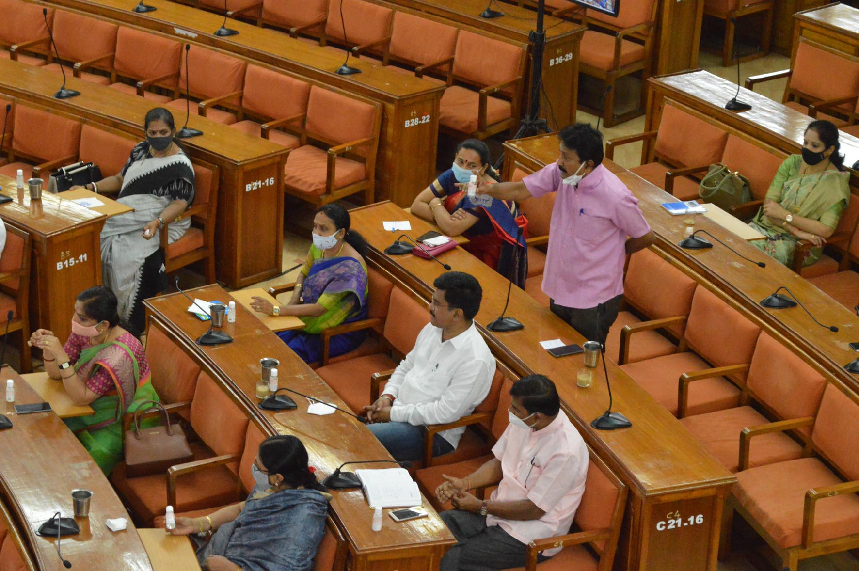 ಬಿಬಿಎಂಪಿ ಕೌನ್ಸಿಲ್ ಸಭೆ: ಖಾಸಗಿ ಆಸ್ಪತ್ರೆಗಳ ನಡೆಗೆ ಪಾಲಿಕೆ ಸದಸ್ಯರ ಆಕ್ರೋಶ