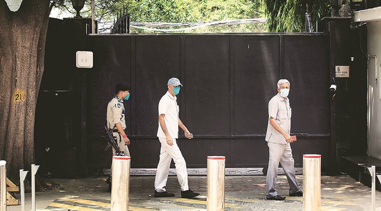 ದಿಲ್ಲಿಯಲ್ಲಿ ಭಾರೀ ಮಳೆಗೆ ಸಿಎಂ ಕೇಜ್ರಿವಾಲ್ ಮನೆಯ ಮೇಲ್ಛಾವಣಿ ಕುಸಿತ