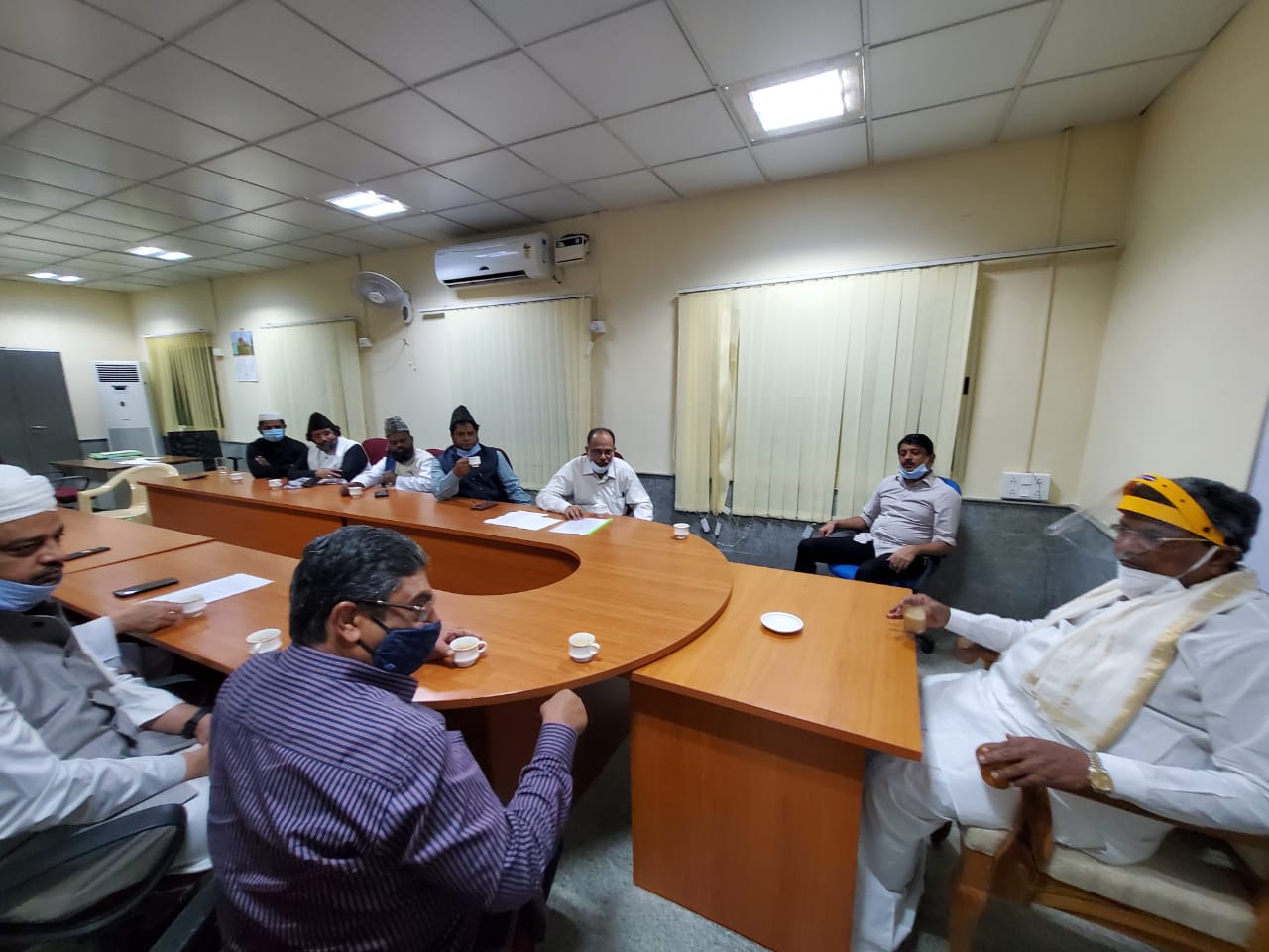 ಡಿ.ಜೆ.ಹಳ್ಳಿ ಹಿಂಸಾಚಾರ ಪ್ರಕರಣ: ಮುಸ್ಲಿಂ ಧಾರ್ಮಿಕ ಮುಖಂಡರ ನಿಯೋಗದಿಂದ ಸಿದ್ದರಾಮಯ್ಯ ಭೇಟಿ