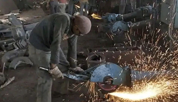 ದೇಶದಲ್ಲಿ ಸತತ ಐದನೇ ತಿಂಗಳು ಫ್ಯಾಕ್ಟರಿ ಉತ್ಪಾದನೆ ಕುಸಿತ