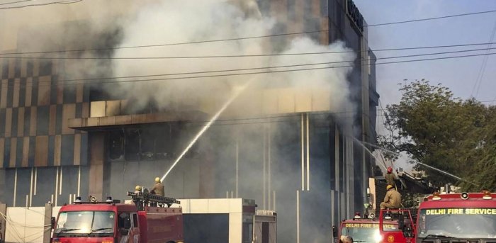 ದಿಲ್ಲಿ: ಪ್ಲಾಸ್ಟಿಕ್ ಫ್ಯಾಕ್ಟರಿಯಲ್ಲಿ ಅಗ್ನಿ ಅನಾಹುತ