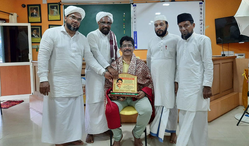 ರಾಷ್ಟ್ರ ಮಟ್ಟದ ಉತ್ತಮ ಶಿಕ್ಷಕ ಪ್ರಶಸ್ತಿ ಪಡೆದ ಯಾಕೂಬ್ ಮಾಸ್ಟರ್ ಗೆ ದಾರಿಮಿ ಒಕ್ಕೂಟದಿಂದ ಸನ್ಮಾನ