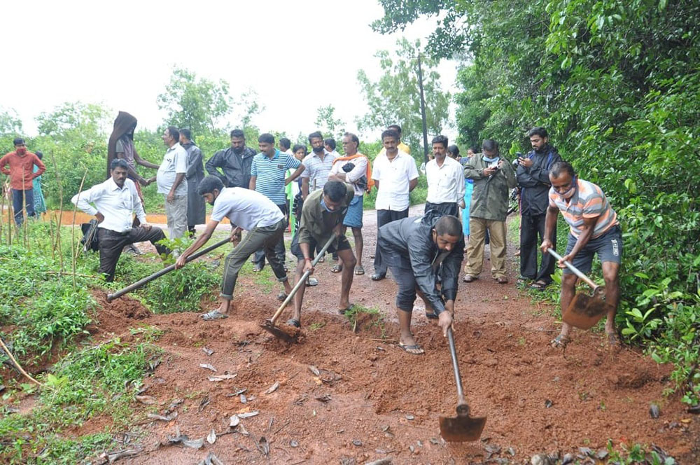 ಕನ್ಯಾನದಲ್ಲಿ ಅತಿಕ್ರಮಣ ರಸ್ತೆ ತೆರವು: ಸಂಚಾರಕ್ಕೆ ಮುಕ್ತ