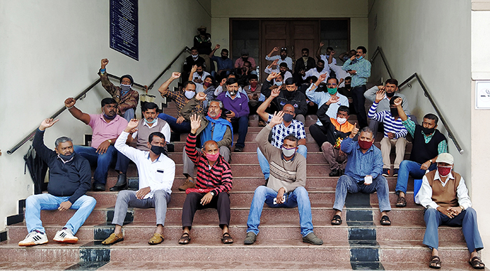 ಕೆ.ಎಲ್.ಅಶೋಕ್ ಗೆ ಪೊಲೀಸರಿಂದ ಅವಮಾನ ಆರೋಪ: ಪ್ರಗತಿಪರ ಜನಾಂದೋಲನ ವೇದಿಕೆಯಿಂದ ಪ್ರತಿಭಟನೆ