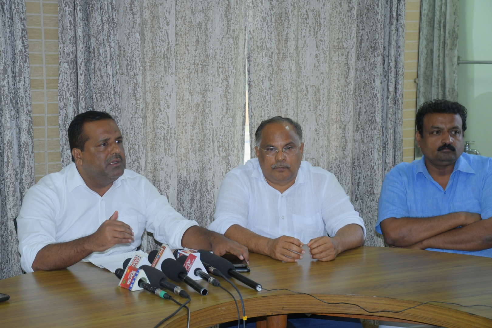 ವಿಧಾನಸಭಾ ಅಧಿವೇಶನದ ಅವಧಿ ವಿಸ್ತರಿಸಬೇಕು, ಹೊಸ ಬಿಲ್ ಮಂಡನೆ ಬೇಡ: ಶಾಸಕ ಯು.ಟಿ. ಖಾದರ್