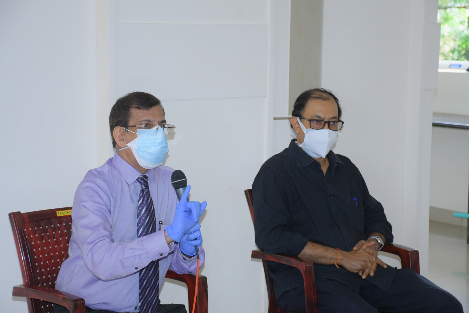 ಕೋವಿಡ್ -19 ಚಿಕಿತ್ಸೆ ಬಗ್ಗೆ ಭಯ ಬೇಡ : ಡಾ.ಹನ್ಸರಾಜ್ ಆಳ್ವ