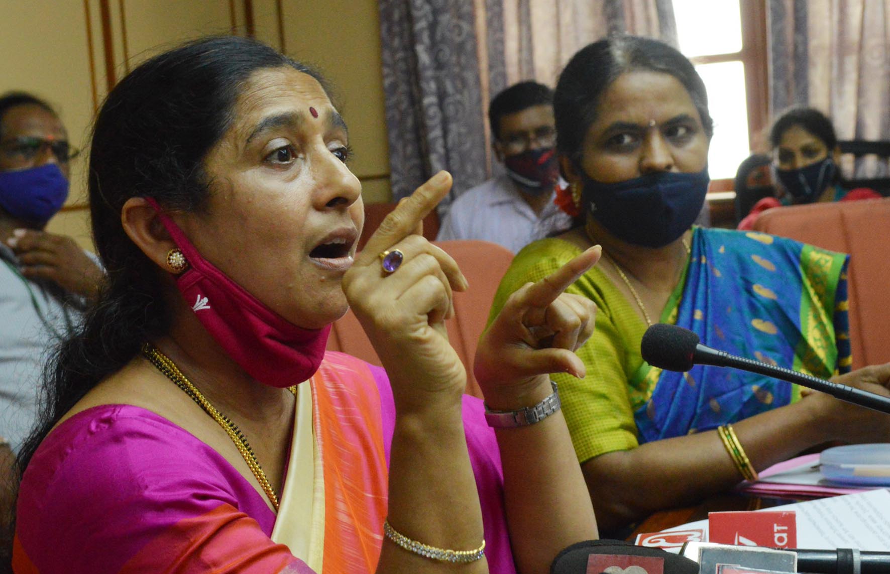 ಕೊರೋನ ನೆಗೆಟಿವ್ ಇದ್ದವರಿಗೆ ಮಾತ್ರ ಅಧಿವೇಶನಕ್ಕೆ ಪ್ರವೇಶ: ವಿಧಾನ ಪರಿಷತ್ ಕಾರ್ಯದರ್ಶಿ ಮಹಾಲಕ್ಷ್ಮೀ