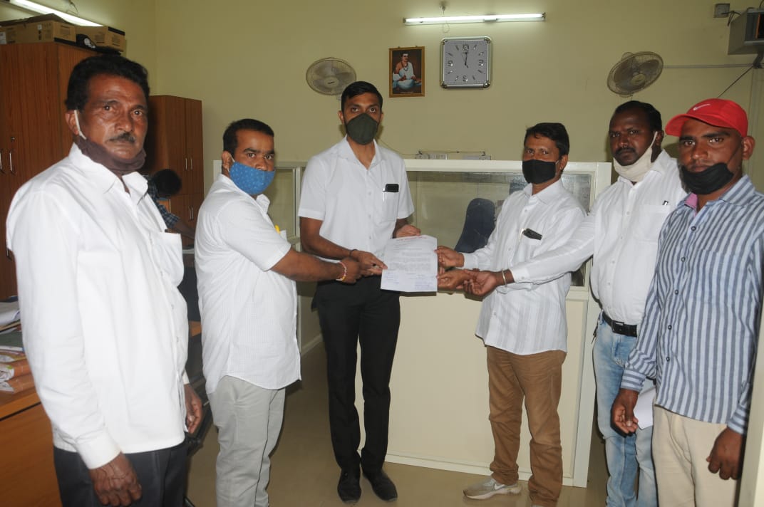 ದಲಿತ ಮುಖಂಡನ ಹತ್ಯೆ ಪ್ರಕರಣ: ಆರೋಪಿಯನ್ನು ಗಲ್ಲಿಗೇರಿಸಲು ಒತ್ತಾಯಿಸಿ ಮುಖ್ಯಮಂತ್ರಿಗೆ ಮನವಿ