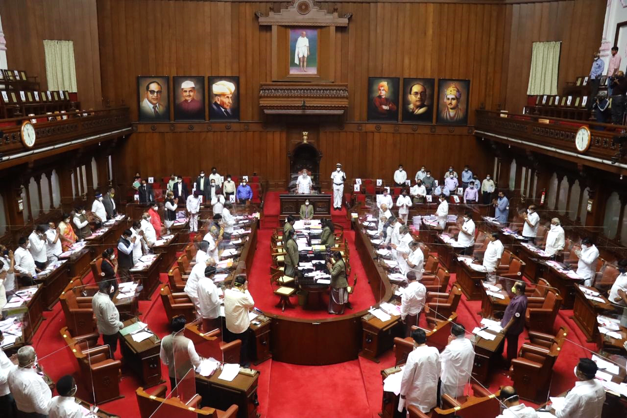 ಪ್ರಣವ್ ಮುಖರ್ಜಿ, ಸತ್ಯನಾರಾಯಣ, ಅಶೋಕ್ ಗಸ್ತಿ, ನಿಸಾರ್ ಅಹ್ಮದ್ ಸೇರಿ ಅಗಲಿದ ಗಣ್ಯರಿಗೆ ಉಭಯ ಸದನಗಳಲ್ಲಿ ಶ್ರದ್ಧಾಂಜಲಿ