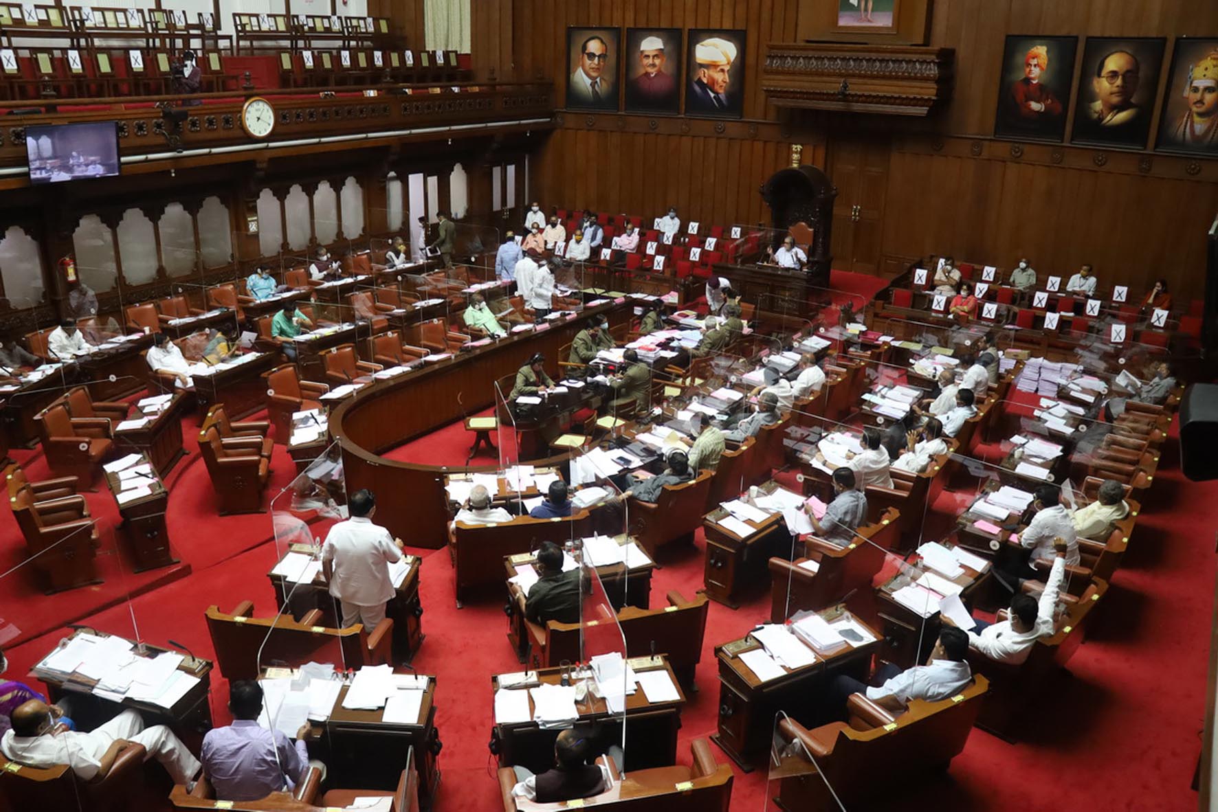 ವಿಧಾನ ಪರಿಷತ್‍ನಲ್ಲಿ ಕ್ರಷರ್ ಗಳ ನಿಯಂತ್ರಣ ವಿಧೇಯಕ2020 ಅನುಮೋದನೆ