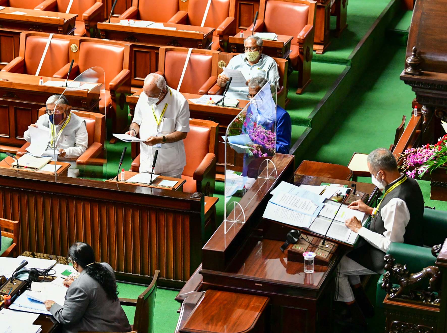 ಗ್ರಾಮ ಸ್ವರಾಜ್-ಪಂಚಾಯತ್ ಸೇರಿದಂತೆ ಎಂಟು ವಿಧೇಯಕಗಳ ಅಂಗೀಕಾರ