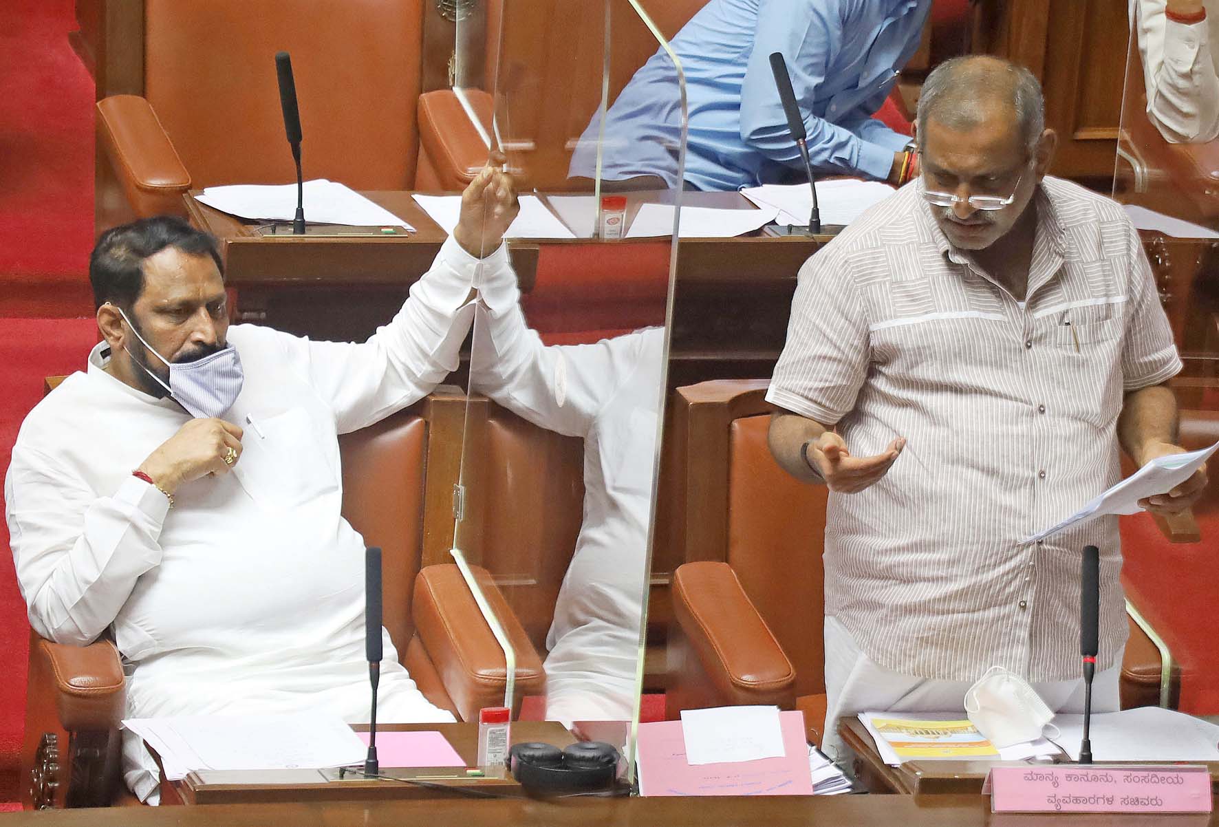 ಶಾಸಕರ ಪ್ರದೇಶಾಭಿವೃದ್ಧಿ ನಿಧಿಗೆ 50 ಲಕ್ಷ ರೂ. ಬಿಡುಗಡೆಗೆ ಕ್ರಮ: ಸಚಿವ ಮಾಧುಸ್ವಾಮಿ