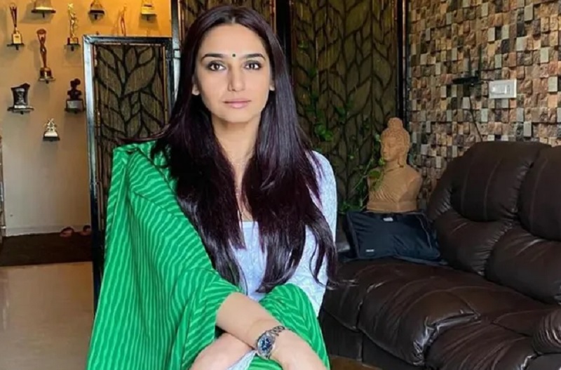 ಸ್ಯಾಂಡಲ್‍ವುಡ್‍ ಡ್ರಗ್ಸ್ ದಂಧೆ ಆರೋಪ : ನಟಿ‌ ರಾಗಿಣಿ ಮನೆ ಮೇಲೆ ಸಿಸಿಬಿ ದಾಳಿ