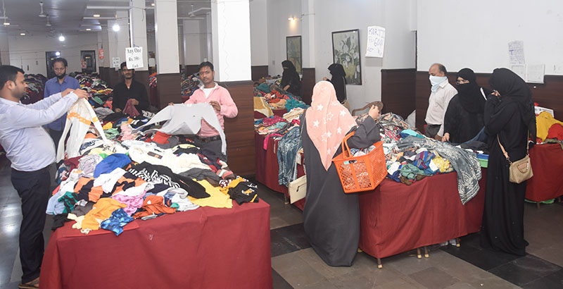 ಮಂಗಳೂರು: ಹೊಟೇಲ್ ಮೋತಿಮಹಲ್‌ನಲ್ಲಿ ಸಿದ್ಧ ಉಡುಪುಗಳ ಬೃಹತ್ ಮಾರಾಟ ಮೇಳ