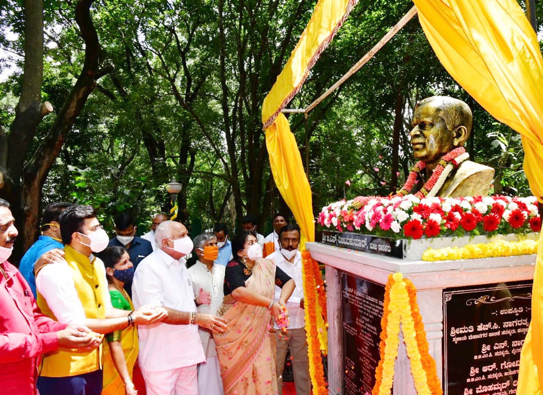 ಬುಲೇವಾರ್ಡ್ ಉದ್ಯಾನಕ್ಕೆ ಮಾಜಿ ಶಾಸಕ ವಿಜಯ ಕುಮಾರ್ ಹೆಸರು ನಾಮಕರಣ