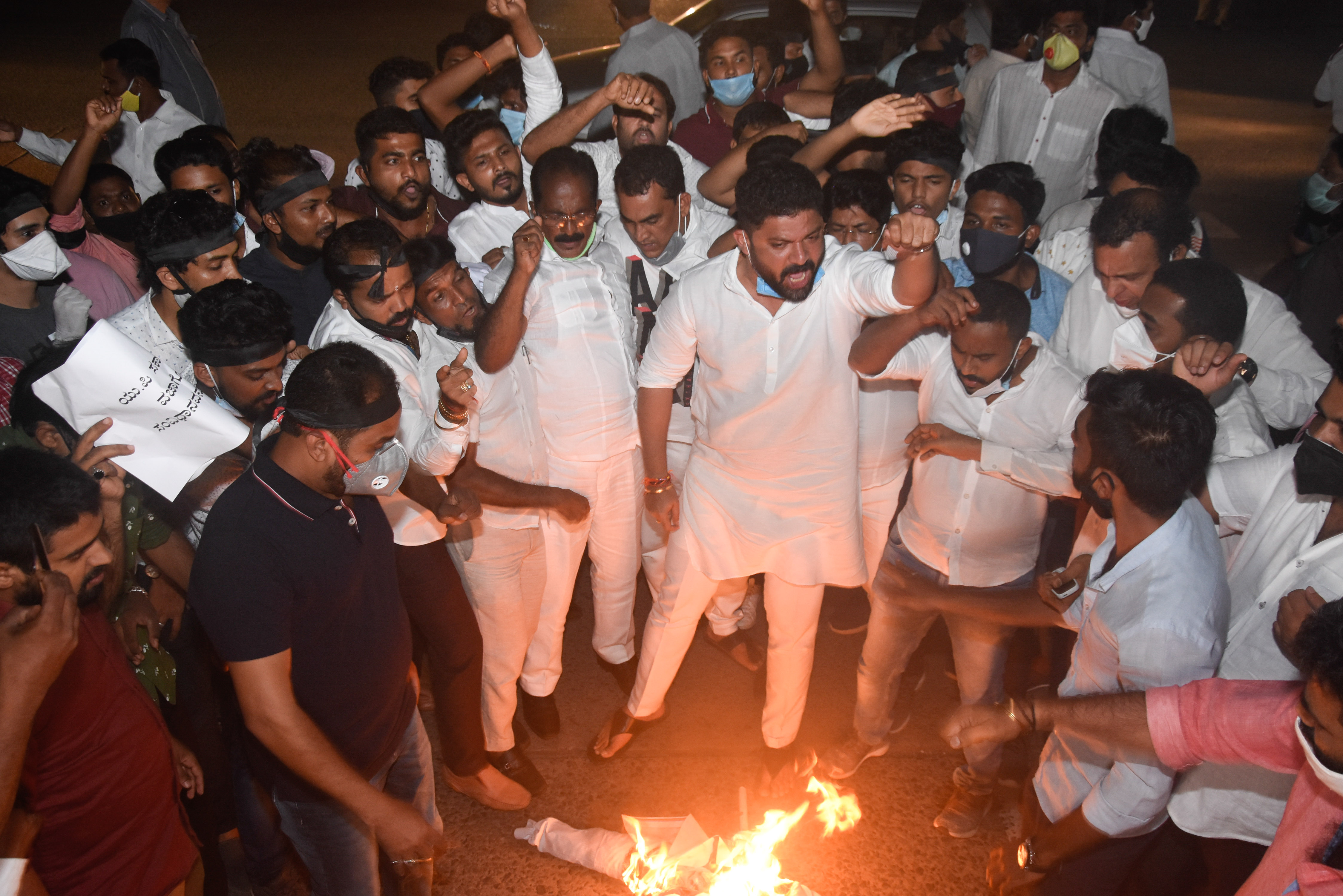 ಉತ್ತರ ಪ್ರದೇಶದಲ್ಲಿ ಯುವತಿಯ ಅತ್ಯಾಚಾರ, ಕೊಲೆ ಖಂಡಿಸಿ ದ.ಕ.  ಜಿಲ್ಲಾ ಯುವಕಾಂಗ್ರೆಸ್ ವತಿಯಿಂದ ಪ್ರತಿಭಟನೆ