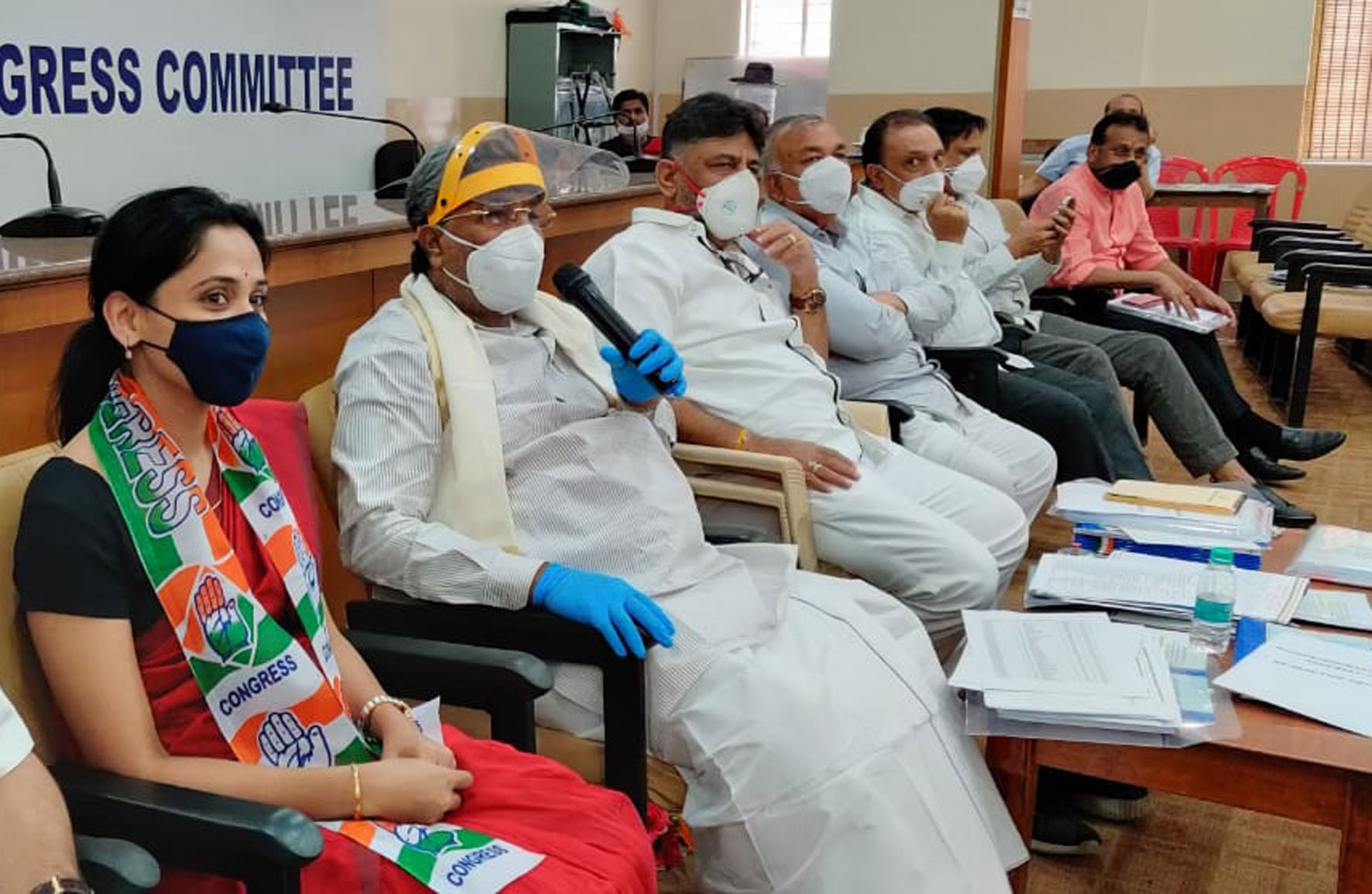 4ನೇ ತರಗತಿವರೆಗೆ ಓದಲೇ ಇಲ್ಲ, ಆದರೆ ನಾನೇನು ದಡ್ಡನಾ ?: ಸಿದ್ದರಾಮಯ್ಯ