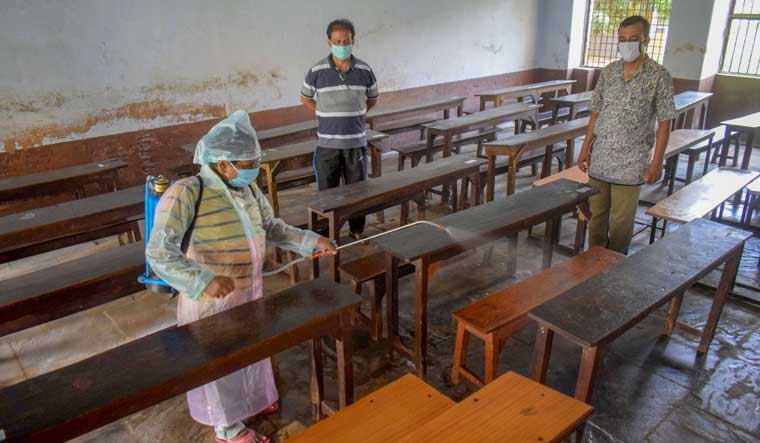 ತೆರೆಯದ ಶಾಲೆಗಳು: ಭಾರತದಲ್ಲಿ 29.32 ಲಕ್ಷ ಕೋಟಿ ರೂ. ಆದಾಯ ನಷ್ಟ; ವಿಶ್ವಬ್ಯಾಂಕ್ ವರದಿ ಎಚ್ಚರಿಕೆ