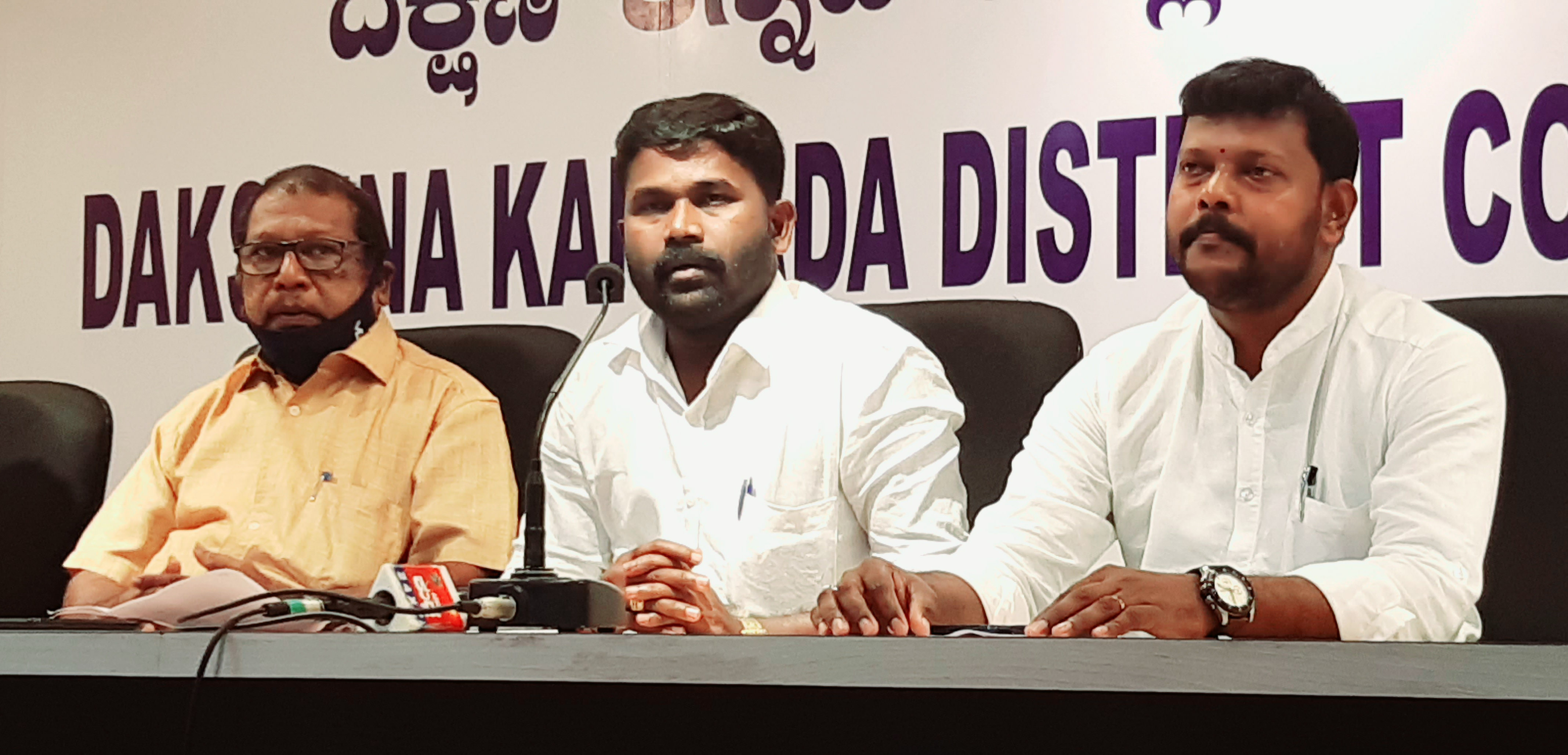 ಮಿಥುನ್ ರೈ ಹಿಂದುತ್ವದ ಬಗ್ಗೆ ಬಿಜೆಪಿಗರಿಗೇನು ಗೊತ್ತು: ದ.ಕ.ಜಿಲ್ಲಾ ಕಾಂಗ್ರೆಸ್ ಎಸ್ಸಿ-ಎಸ್ಟಿ ಘಟಕದ ನಾಯಕರ ಪ್ರಶ್ನೆ