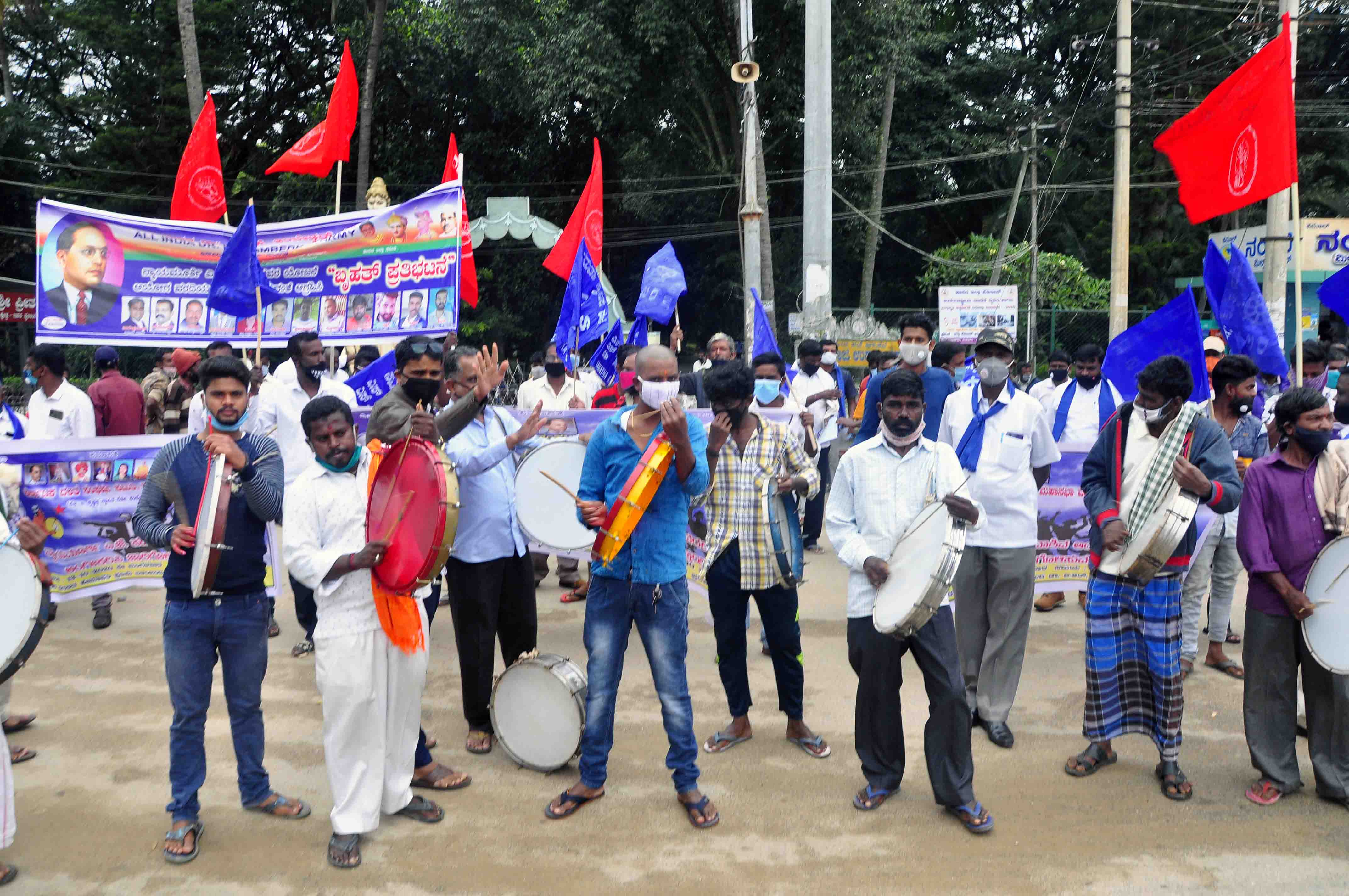 ಎ.ಜೆ. ಸದಾಶಿವ ಆಯೋಗದ ವರದಿ ಜಾರಿಗೆ ಆಗ್ರಹಿಸಿ ತಮಟೆ ಚಳವಳಿ