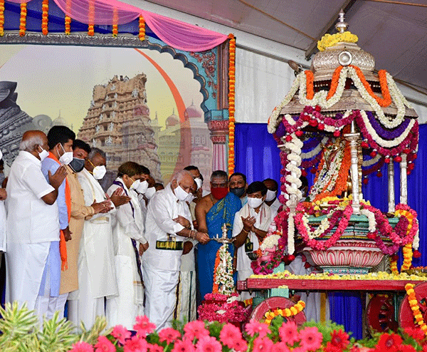 ಕೊರೋನ ಸೋಂಕಿತರಿಂದ ದೈಹಿಕವಾಗಿಯಷ್ಟೇ ದೂರವಿರಿ, ಮಾನಸಿಕವಾಗಿಯಲ್ಲ: ಡಾ. ಮಂಜುನಾಥ್