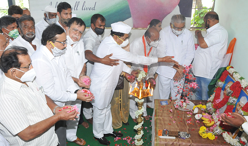 ಉತ್ತರ ಪ್ರದೇಶದಲ್ಲಿ ಅತ್ಯಾಚಾರಿಗಳಿಗೆ ಸಹಕಾರ ನೀಡುವ ರೇಪಿಸ್ಟ್ ಸರಕಾರವಿದೆ: ಮಾಜಿ ಡಿಸಿಎಂ ಪರಮೇಶ್ವರ್