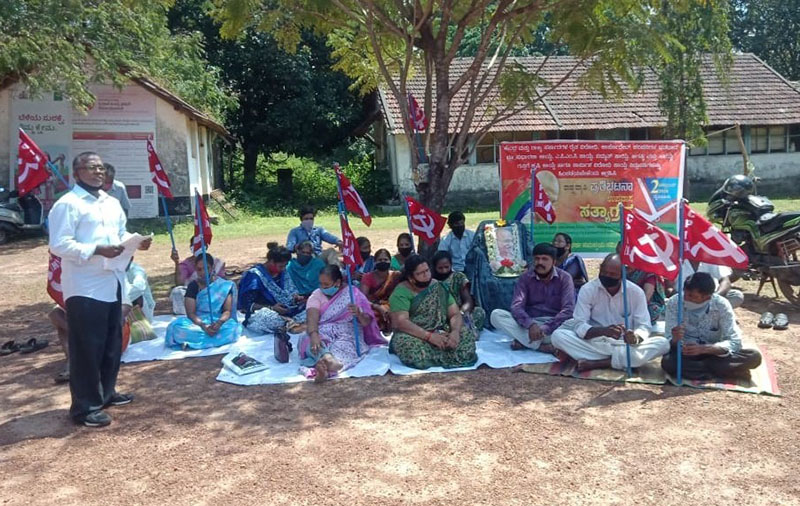 ಬೈಂದೂರಿನಲ್ಲಿ ರೈತ ಕಾಯ್ದೆ ವಿರೋಧಿಸಿ ಸತ್ಯಾಗ್ರಹ