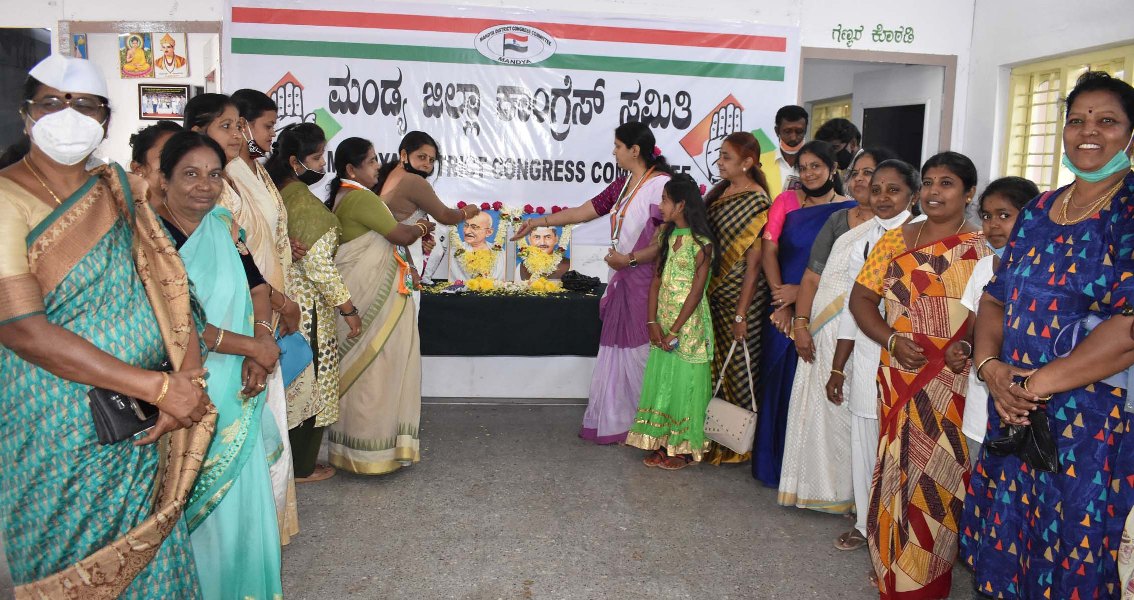 ಉತ್ತರ ಪ್ರದೇಶ ಸರಕಾರವನ್ನು ವಜಾಗೊಳಿಸಬೇಕು: ಮಂಡ್ಯ ಮಹಿಳಾ ಕಾಂಗ್ರೆಸ್ ಅಧ್ಯಕ್ಷೆ ಅಂಜನಾ