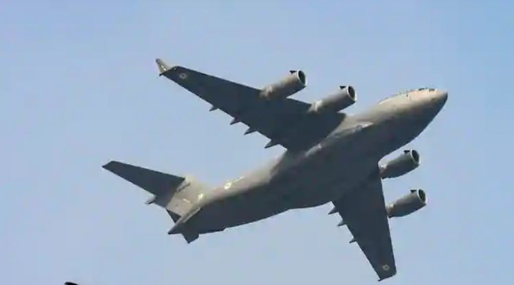 ಭಾರತದ ನೌಕಾಪಡೆಯ ಡಾರ್ನಿಯರ್ ವಿಮಾನಗಳ ಹಾರಾಟ ನಿರ್ವಹಣೆಗೆ ಮಹಿಳಾ ಪೈಲಟ್‌ಗಳು ಸಜ್ಜು