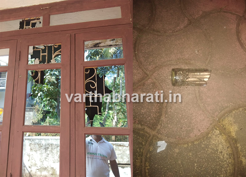 ಗಂಗೊಳ್ಳಿ: ಮನೆಗೆ ಸೋಡಾ ಬಾಟಲಿ ಎಸೆತ, ಕಿಟಕಿ ಗಾಜಿಗೆ ಹಾನಿ ಪ್ರಕರಣ